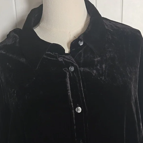 Talbots Plus 2X Black Velvet Button-Up Shirt Collared Longline Witchy Holiday - Picture 3 of 5